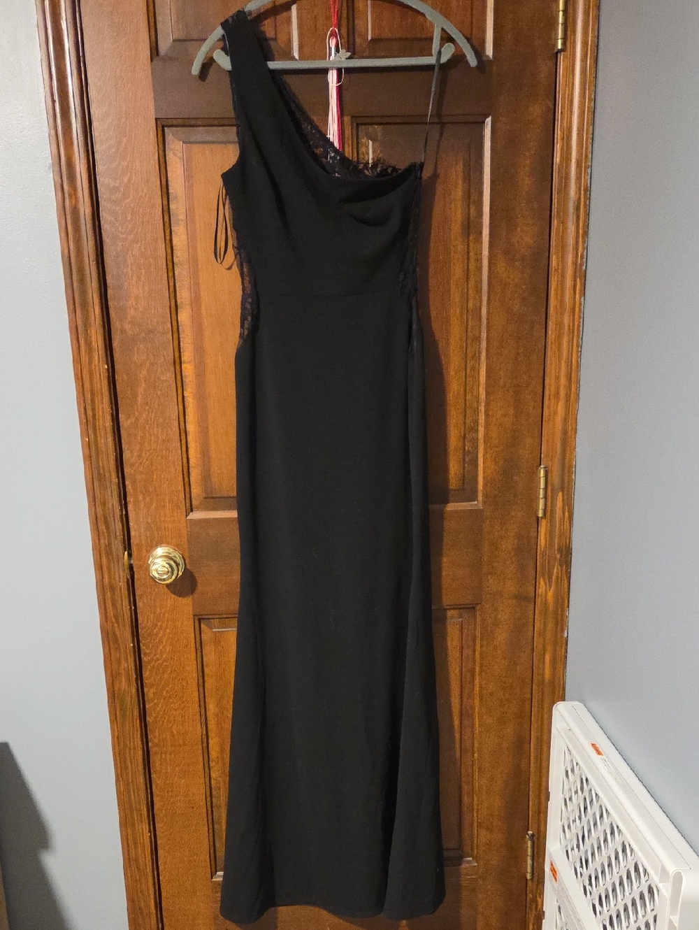 Elegant One-Shoulder Dress